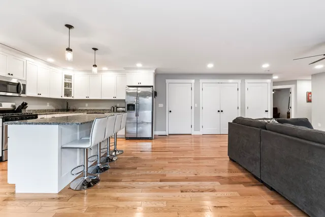 $899,000 | 3 Hales Road, York, ME 03902