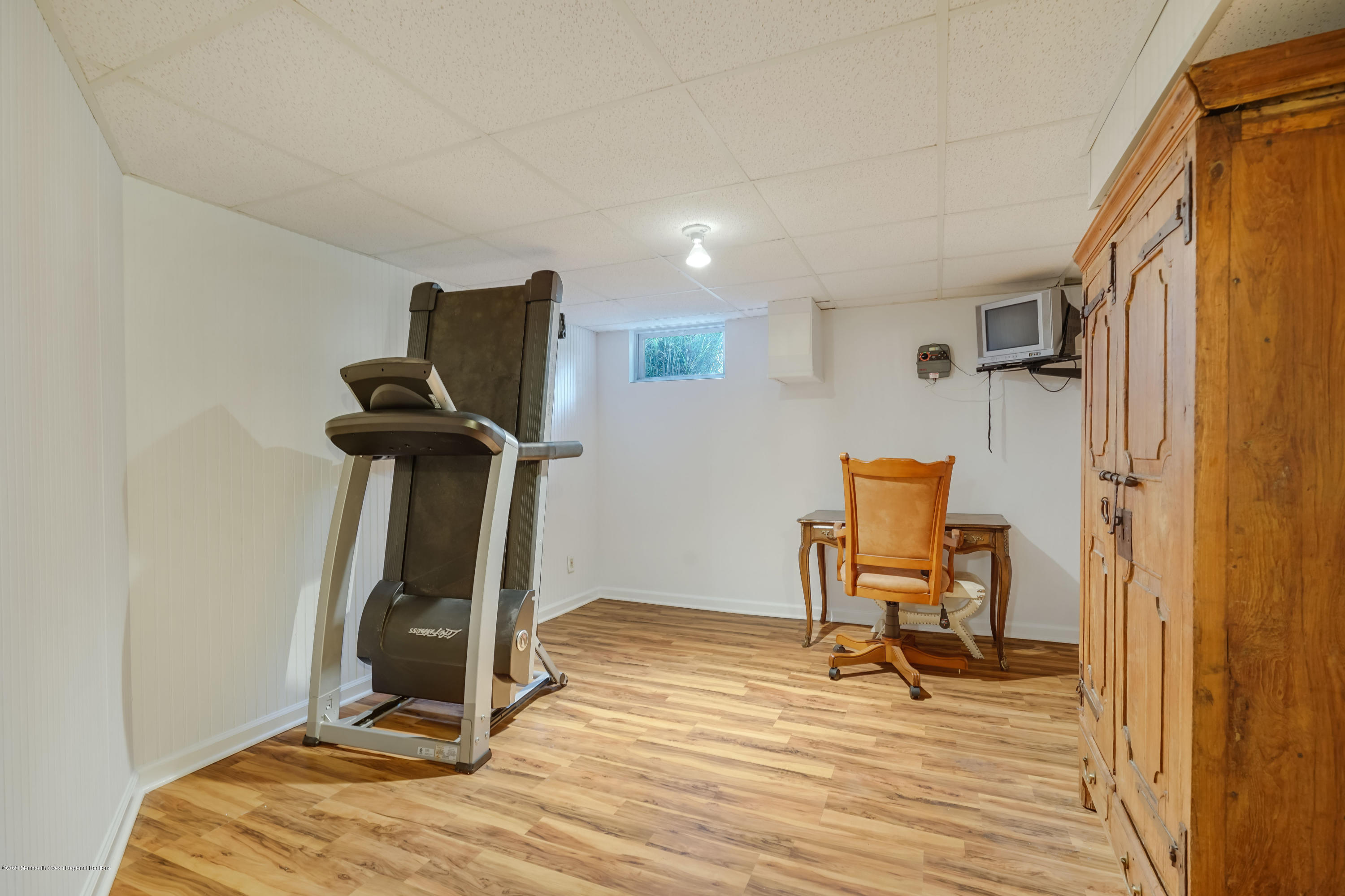 90 River Road Rumson, NJ 07760 - Photo 25 of 33 Finished walkout basement5