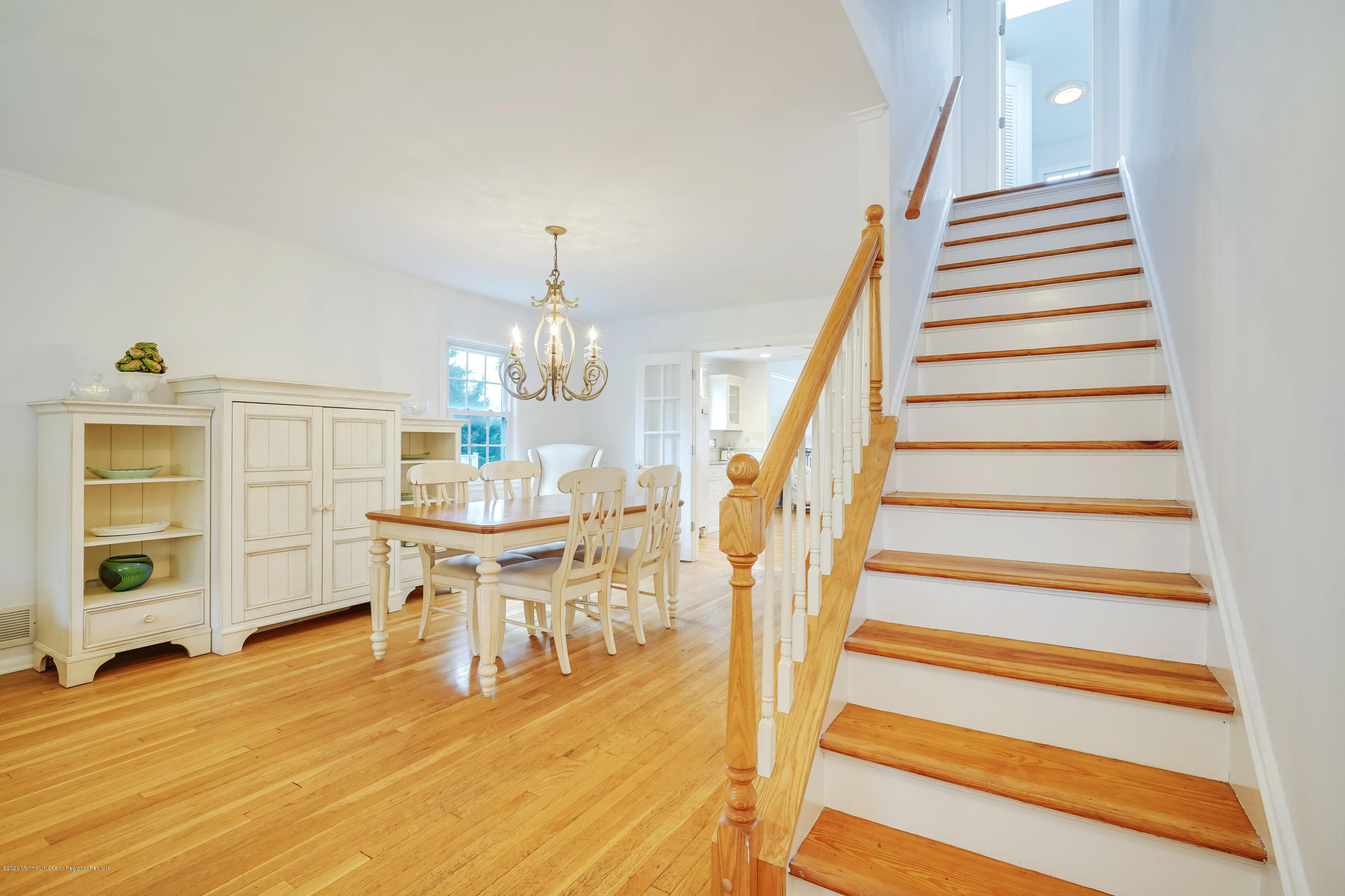 90 River Road Rumson, NJ 07760 - Photo 7 of 33 EntryWay copy