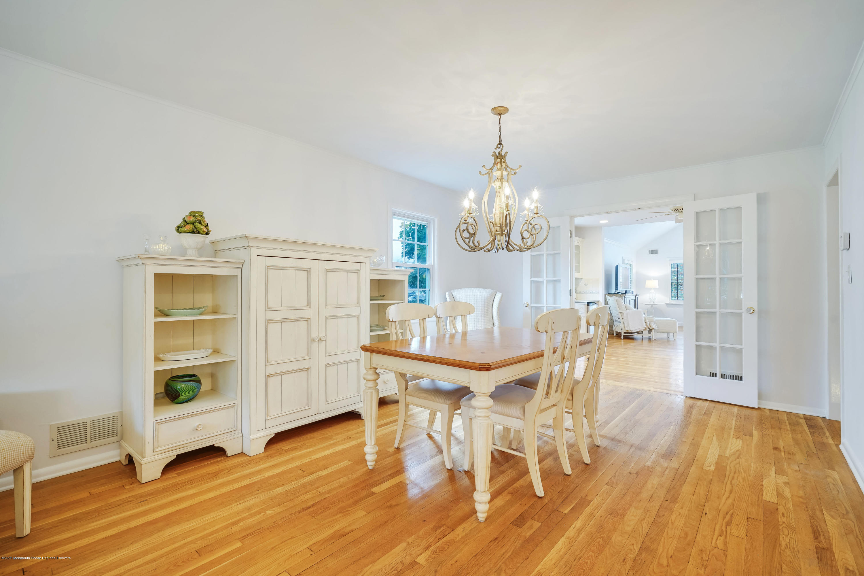 90 River Road Rumson, NJ 07760 - Photo 8 of 33 Dining Room