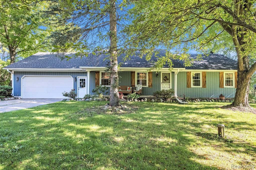 3090 Mason Road Howell, MI 48843 - Photo 2 of 33 Gallery Image 2