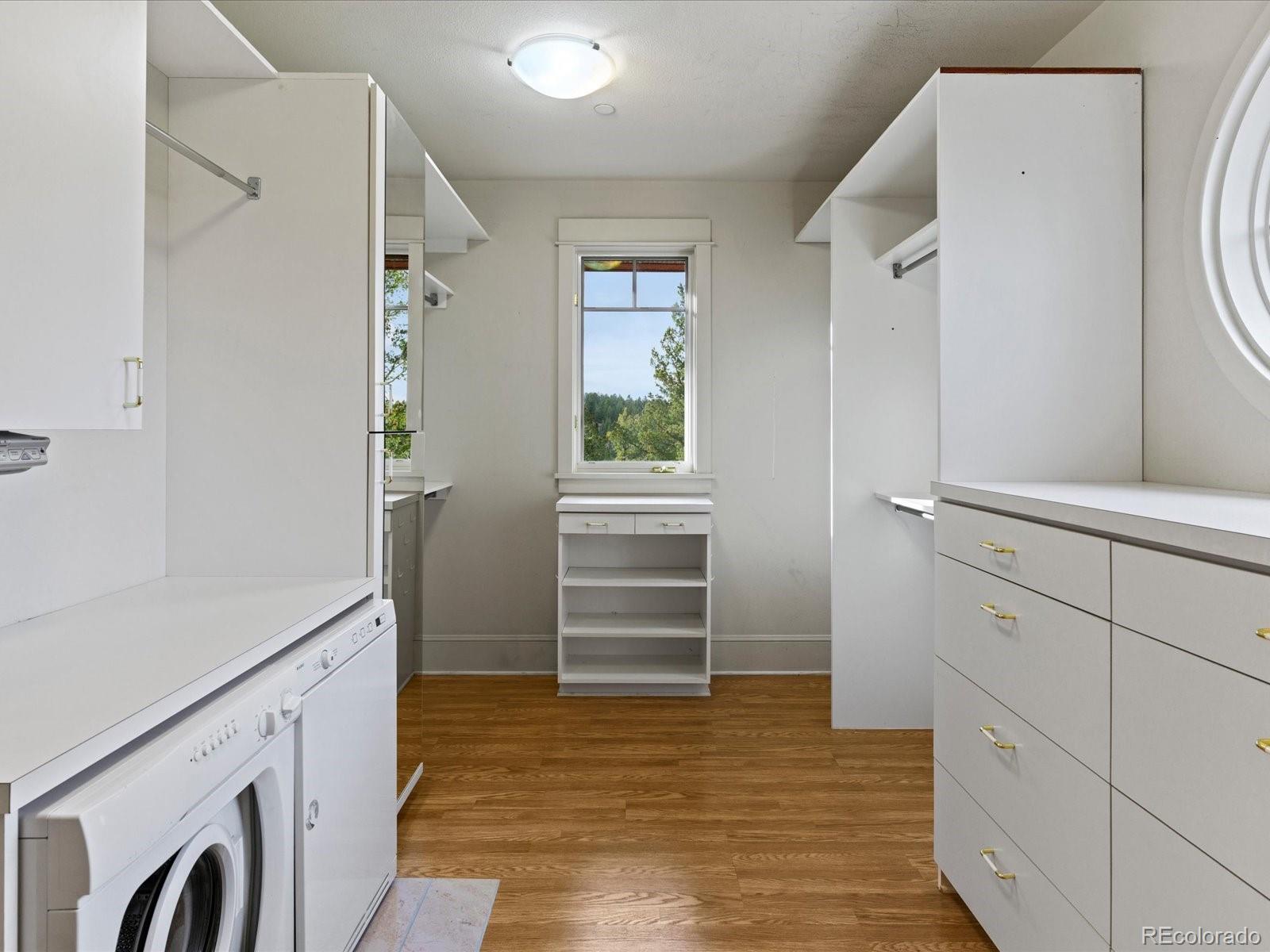 6264 Flagstaff Road Boulder, CO 80302 - Photo 43 of 50 a view of walk in closet