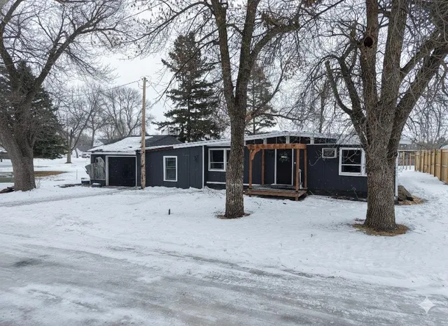 $179,900 | 332 3rd Street, Campbell, MN 56522