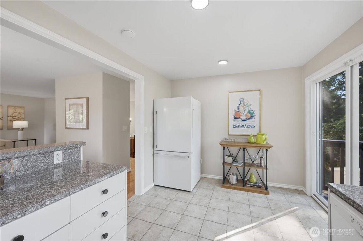 1801 Anacortes Avenue Northeast Renton, WA 98059 - Photo 12 of 29