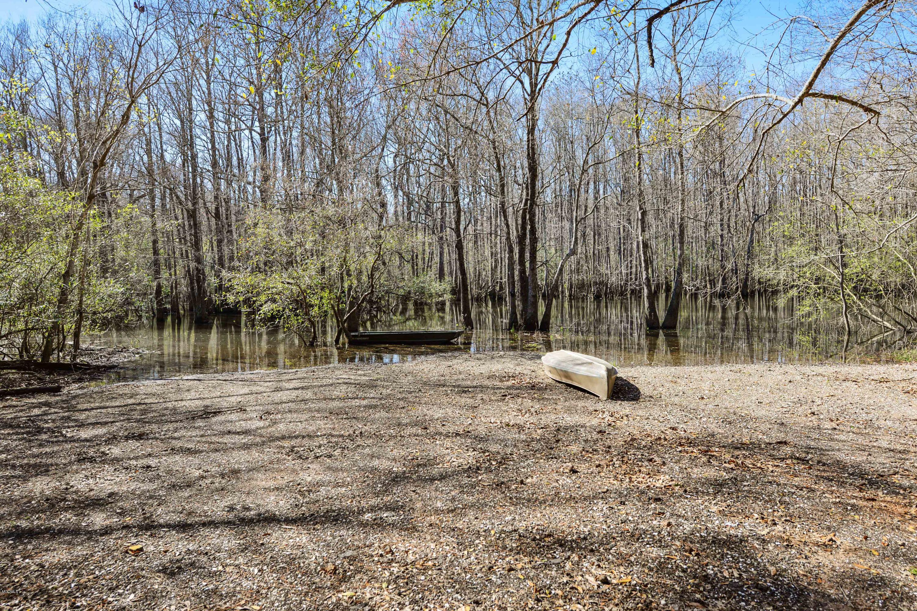 11917 Cherry Valley Road Moss Point, MS 39562 - Photo 41 of 42 048