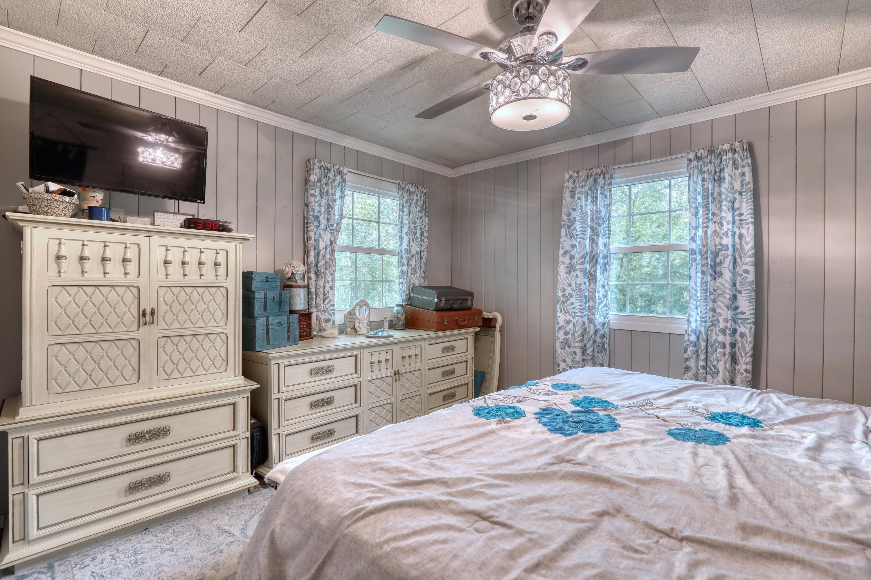 11031 West Ruby Avenue Wauwatosa, WI 53225 - Photo 16 of 39 Master Bedroom