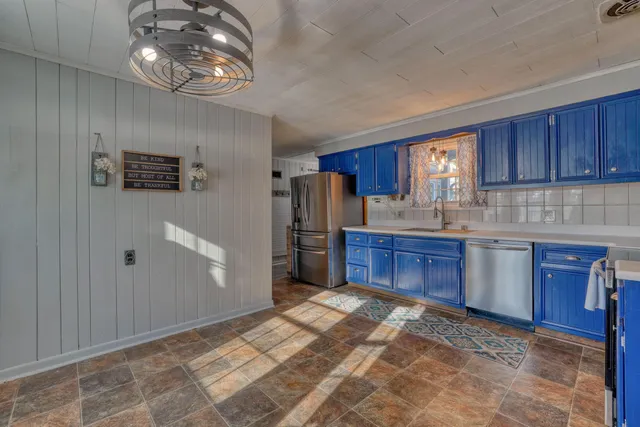 $339,900 | 11031 West Ruby Avenue, Wauwatosa, WI 53225