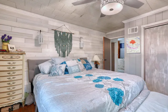 $339,900 | 11031 West Ruby Avenue, Wauwatosa, WI 53225