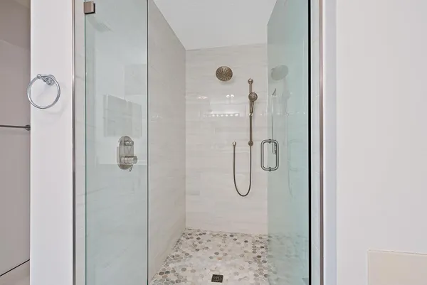 $725,000 | 811 Oak Harbour Drive, Juno Beach, FL 33408
