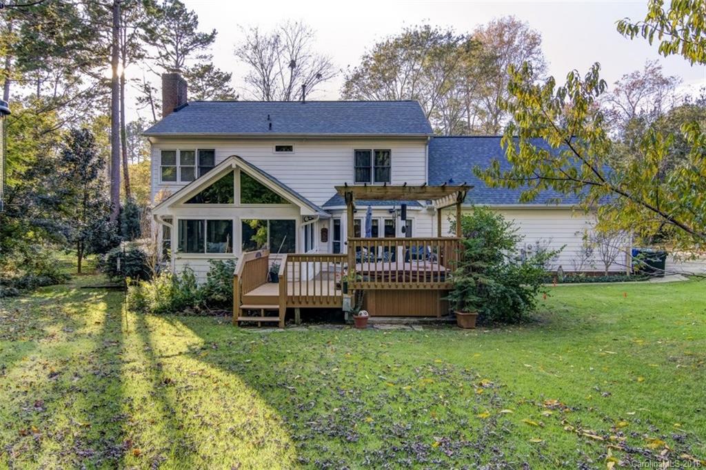 5204 Fowler Farm Road Mint Hill, NC 28227 - Photo 28 of 28 a front view of a house with garden