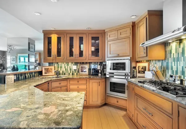 $8,475 | 65 East India Row, Unit 26F, Boston, MA 02110