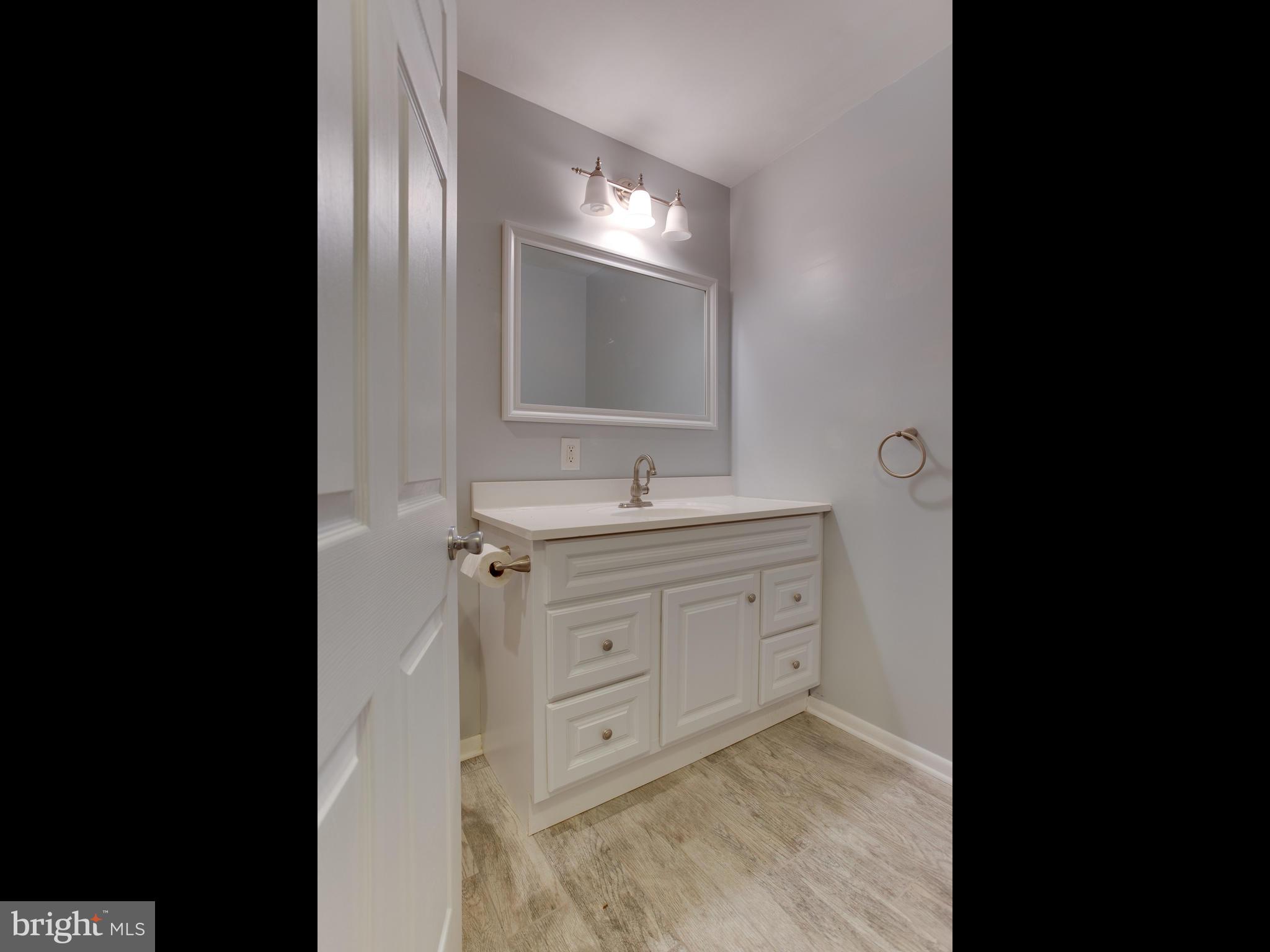 274 Bayard Road Lothian, MD 20711 - Photo 16 of 23 hall bath