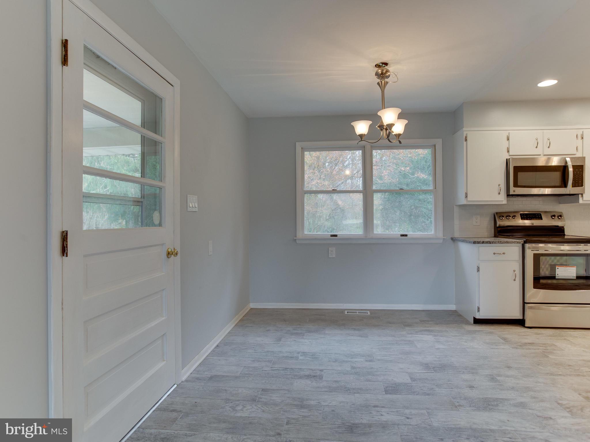 274 Bayard Road Lothian, MD 20711 - Photo 6 of 23 eating area in kitchen