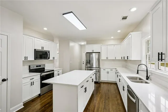 $489,000 | 200 Clear Spring Lane, Oxford, GA 30054