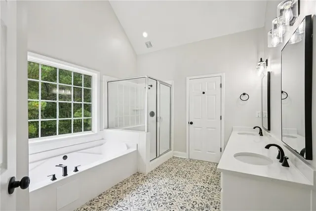 $489,000 | 200 Clear Spring Lane, Oxford, GA 30054