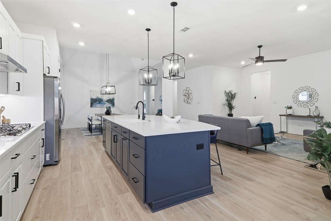 209 Springhouse Road Georgetown, TX 78628 - Photo 10 of 31 So open, great for entertaining!