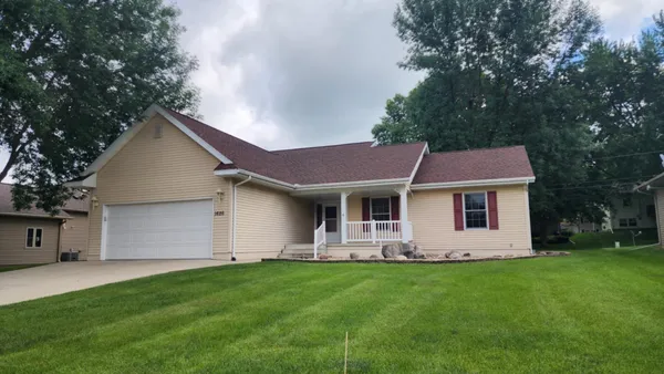 $333,000 | 1626 Keystone Drive, Albert Lea, MN 56007