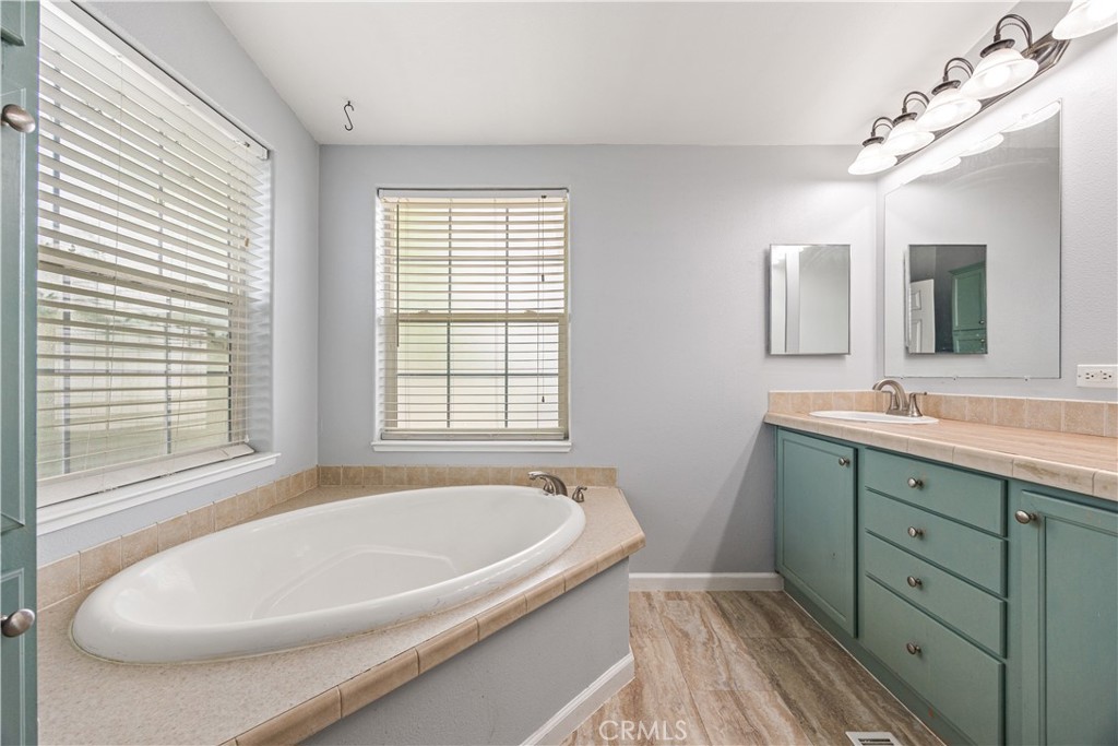 922 West Vulcan Avenue Ridgecrest, CA 93555 - Photo 13 of 21