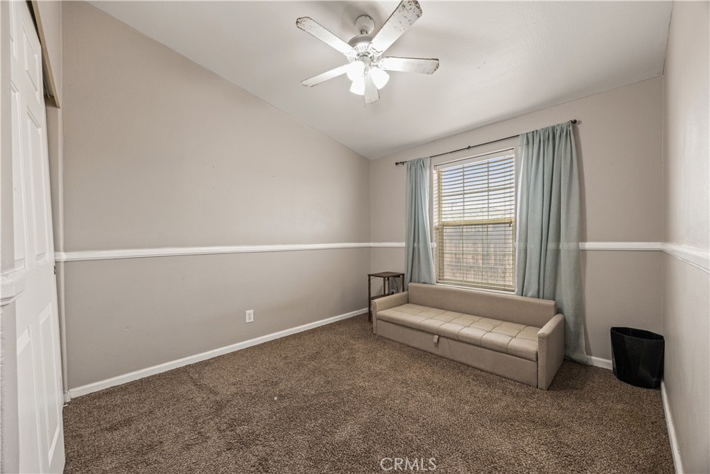 922 West Vulcan Avenue Ridgecrest, CA 93555 - Photo 15 of 21