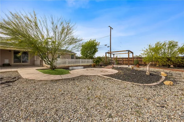 $249,999 | 922 West Vulcan Avenue, Ridgecrest, CA 93555