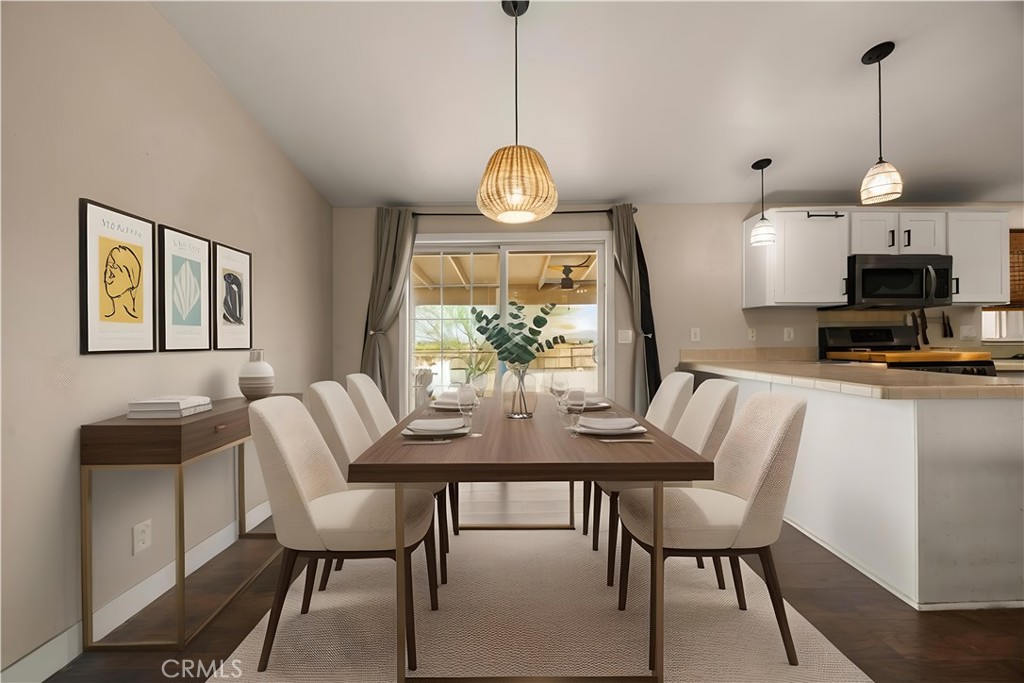 922 West Vulcan Avenue Ridgecrest, CA 93555 - Photo 3 of 21