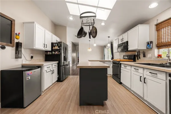 $249,999 | 922 West Vulcan Avenue, Ridgecrest, CA 93555