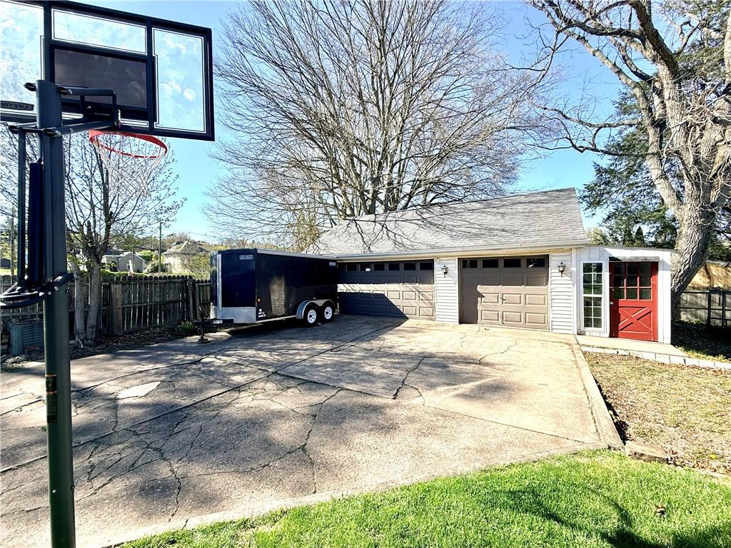 17 South Johnson Road Washington, PA 15342 - Photo 33 of 38