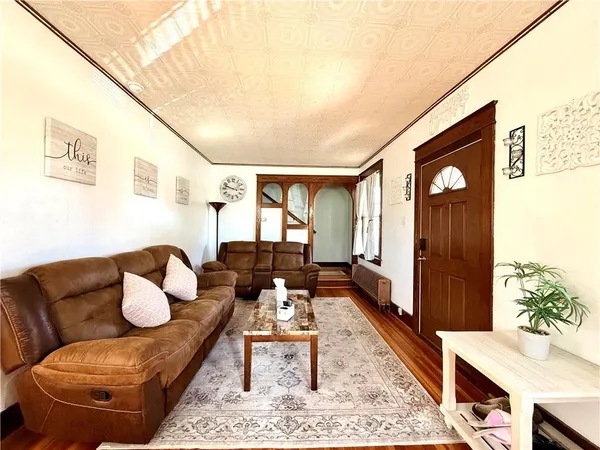 $295,000 | 17 South Johnson Road, Washington, PA 15342
