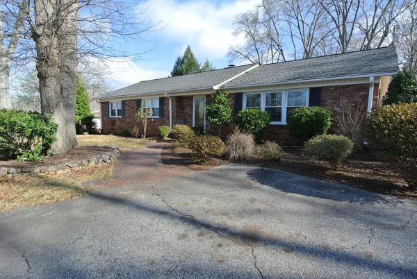 $340,000 | 236 Greengate Lane, Spartanburg, SC 29307