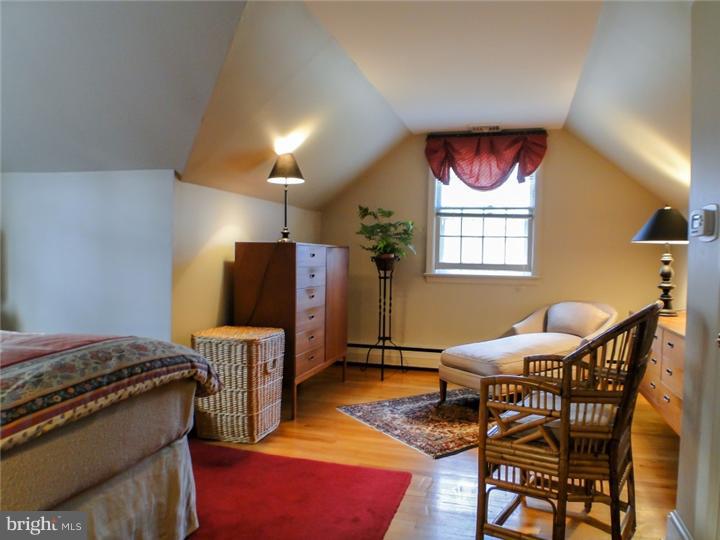 13 Terracedale Road Yardley, PA 19067 - Photo 18 of 25 Bedroom - Main