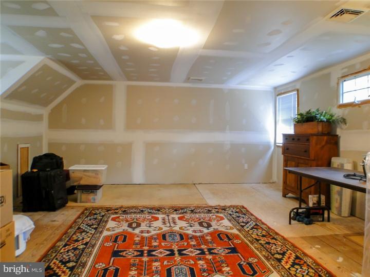 13 Terracedale Road Yardley, PA 19067 - Photo 21 of 25 Bedroom 4