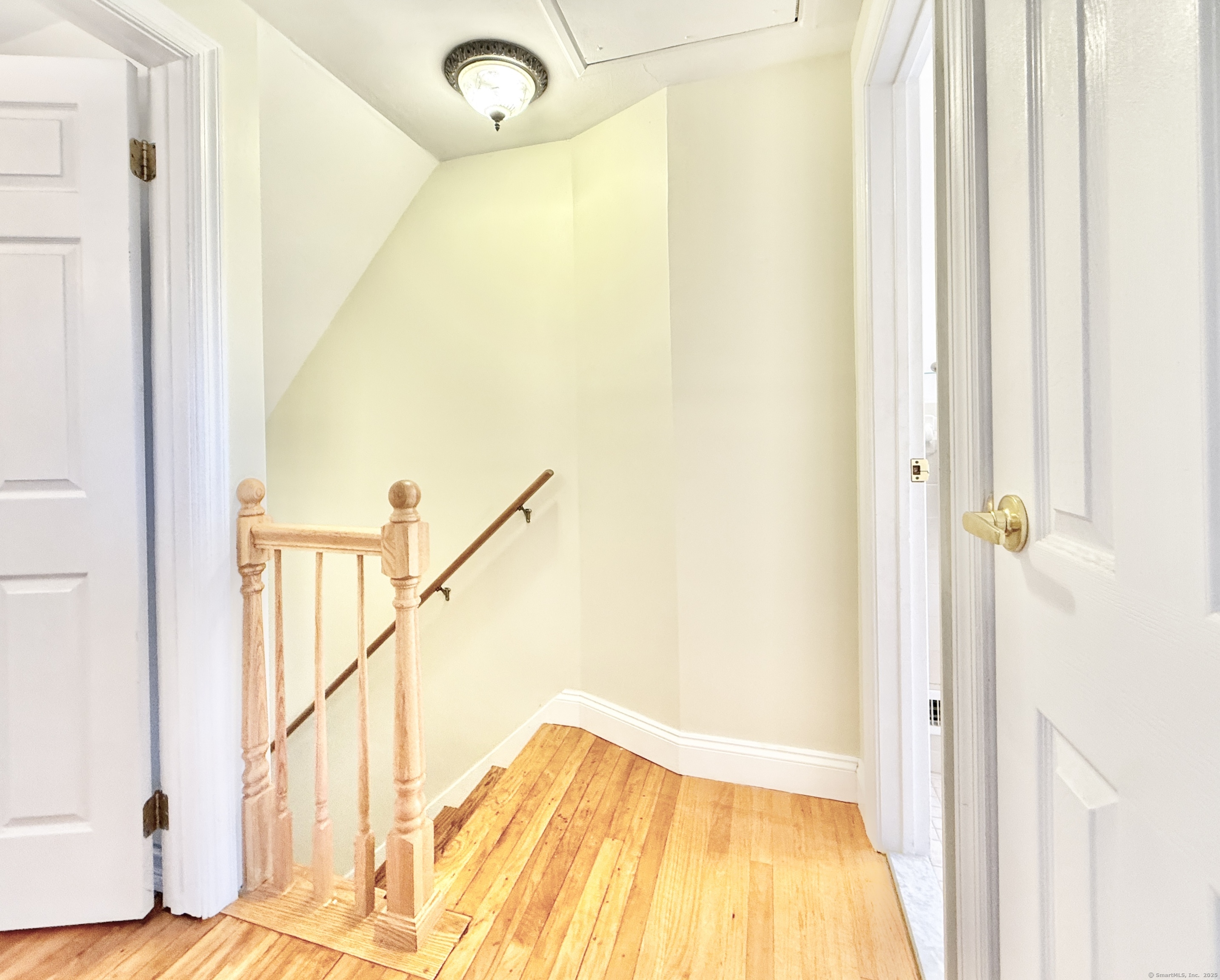 171 Sylvan Knoll Road Stamford, CT 06902 - Photo 17 of 23