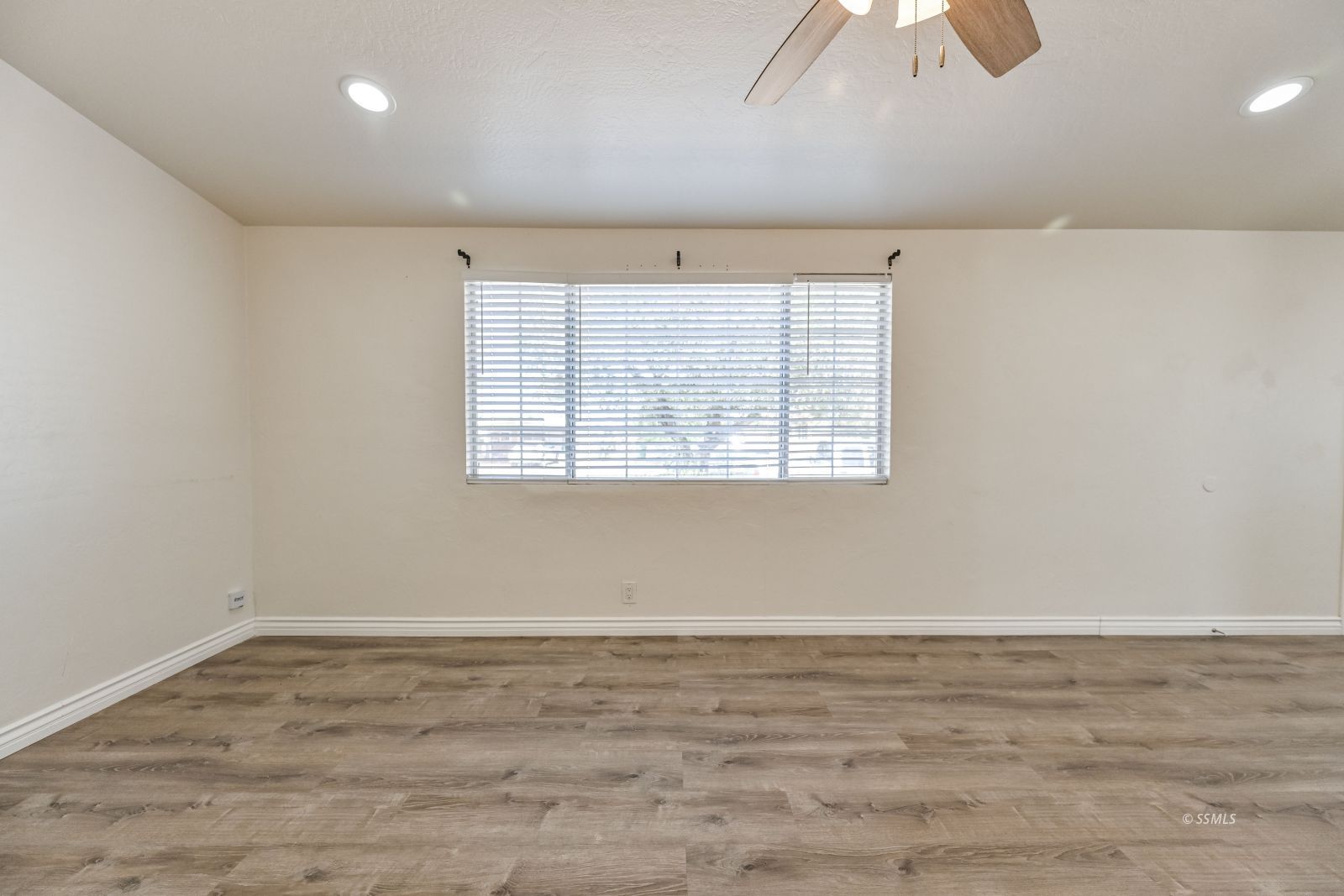 305 North Florence Street Ridgecrest, CA 93555 - Photo 14 of 30