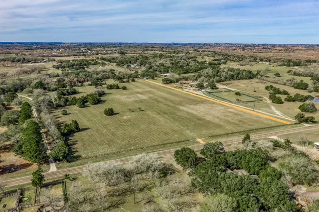 a view of a garden with an outdoor space