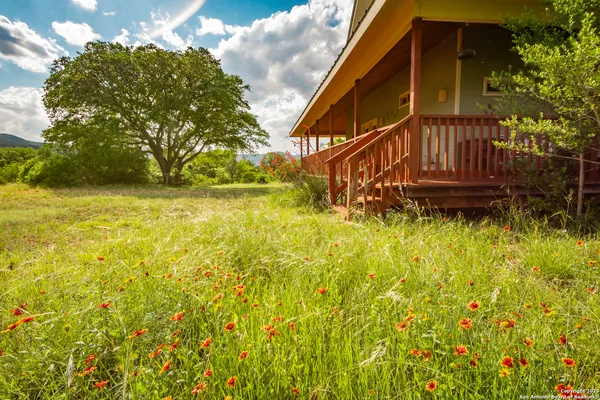 $699,000 | 2925 County Road 361, Utopia, TX 78884
