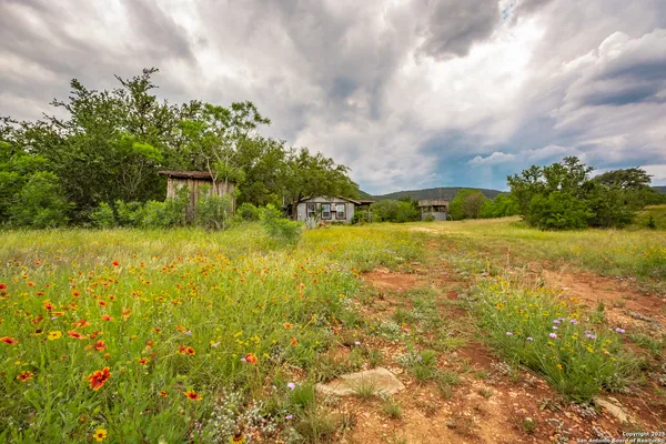 $699,000 | 2925 County Road 361, Utopia, TX 78884