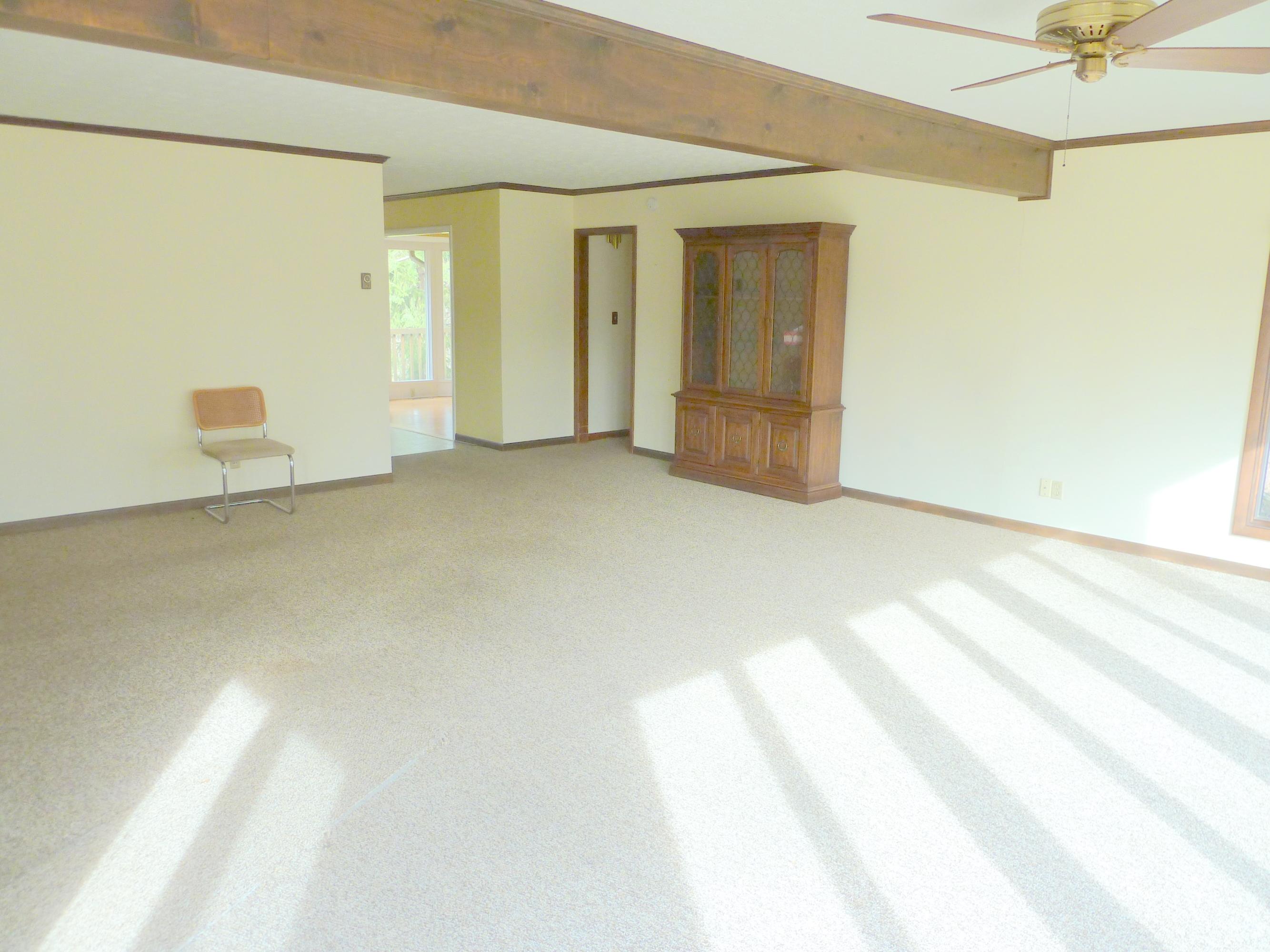126 Indian Lane Oak Ridge, TN 37830 - Photo 8 of 26 family room indian