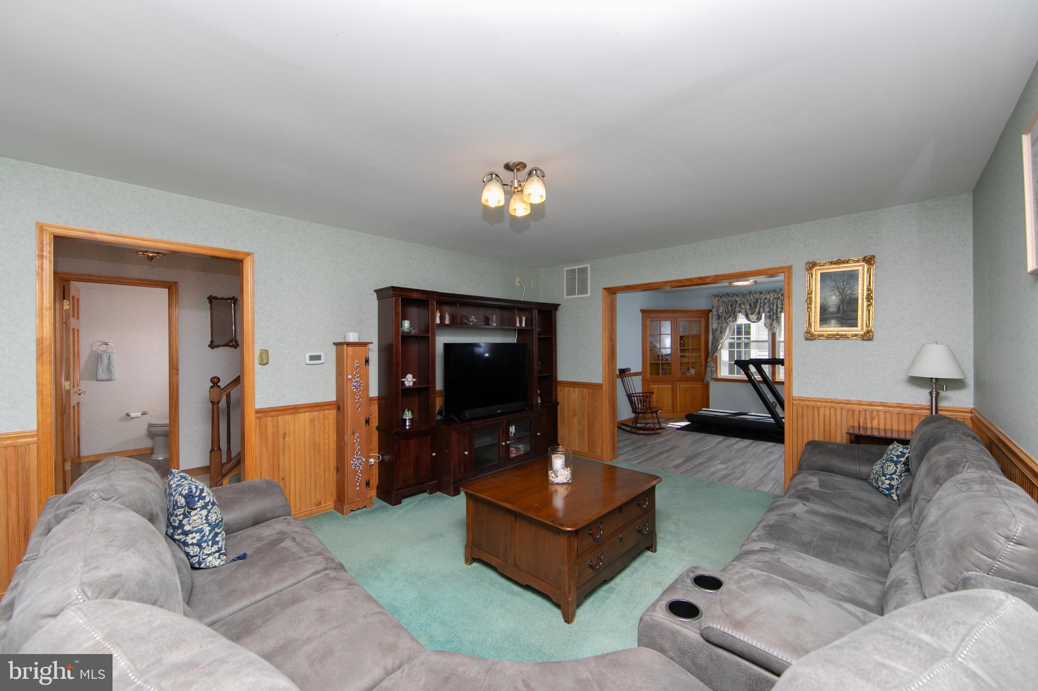 21 Golf Drive Hammonton, NJ 08037 - Photo 18 of 54 Family room