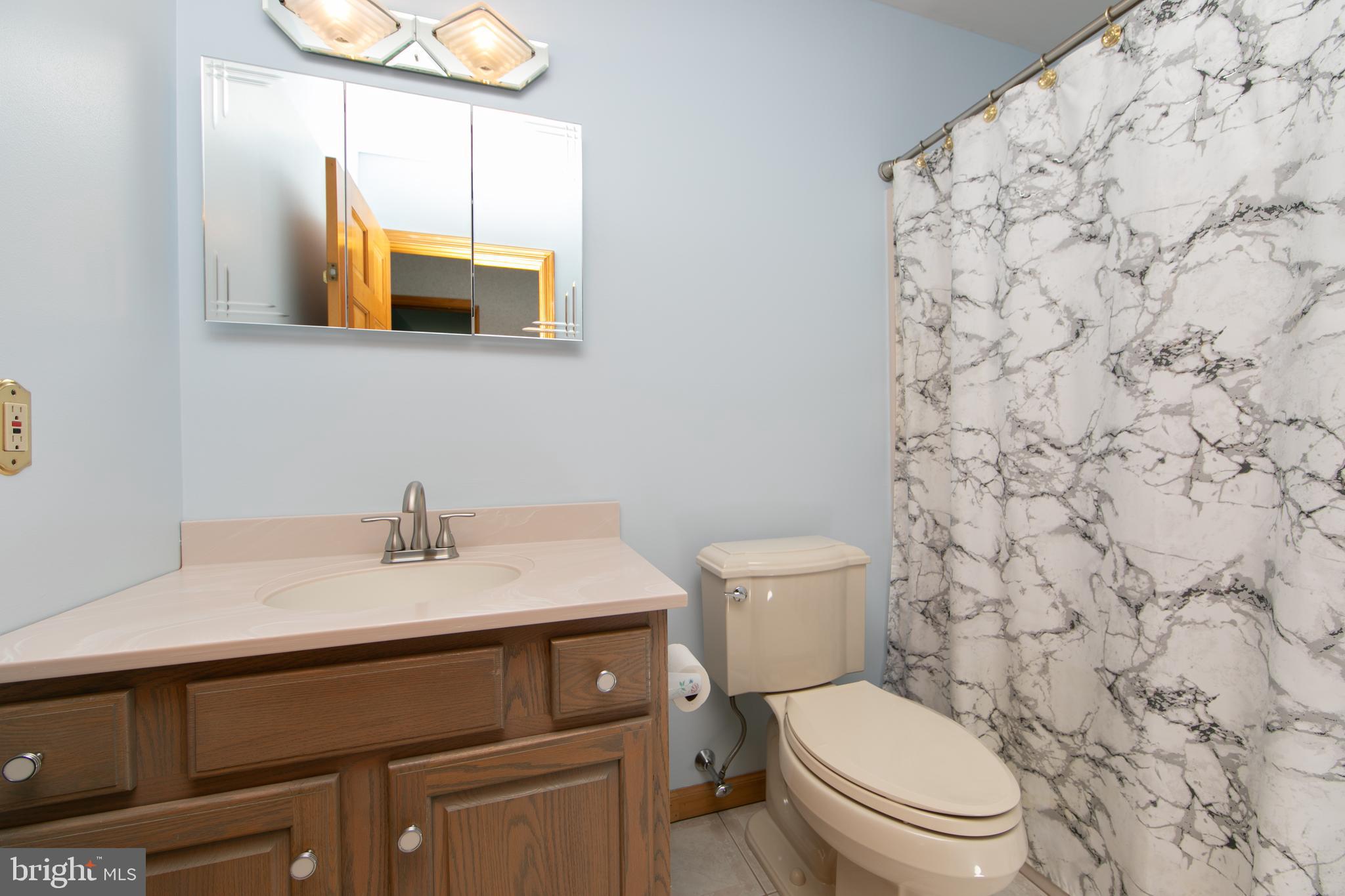 21 Golf Drive Hammonton, NJ 08037 - Photo 40 of 54 Upstairs full bathroom