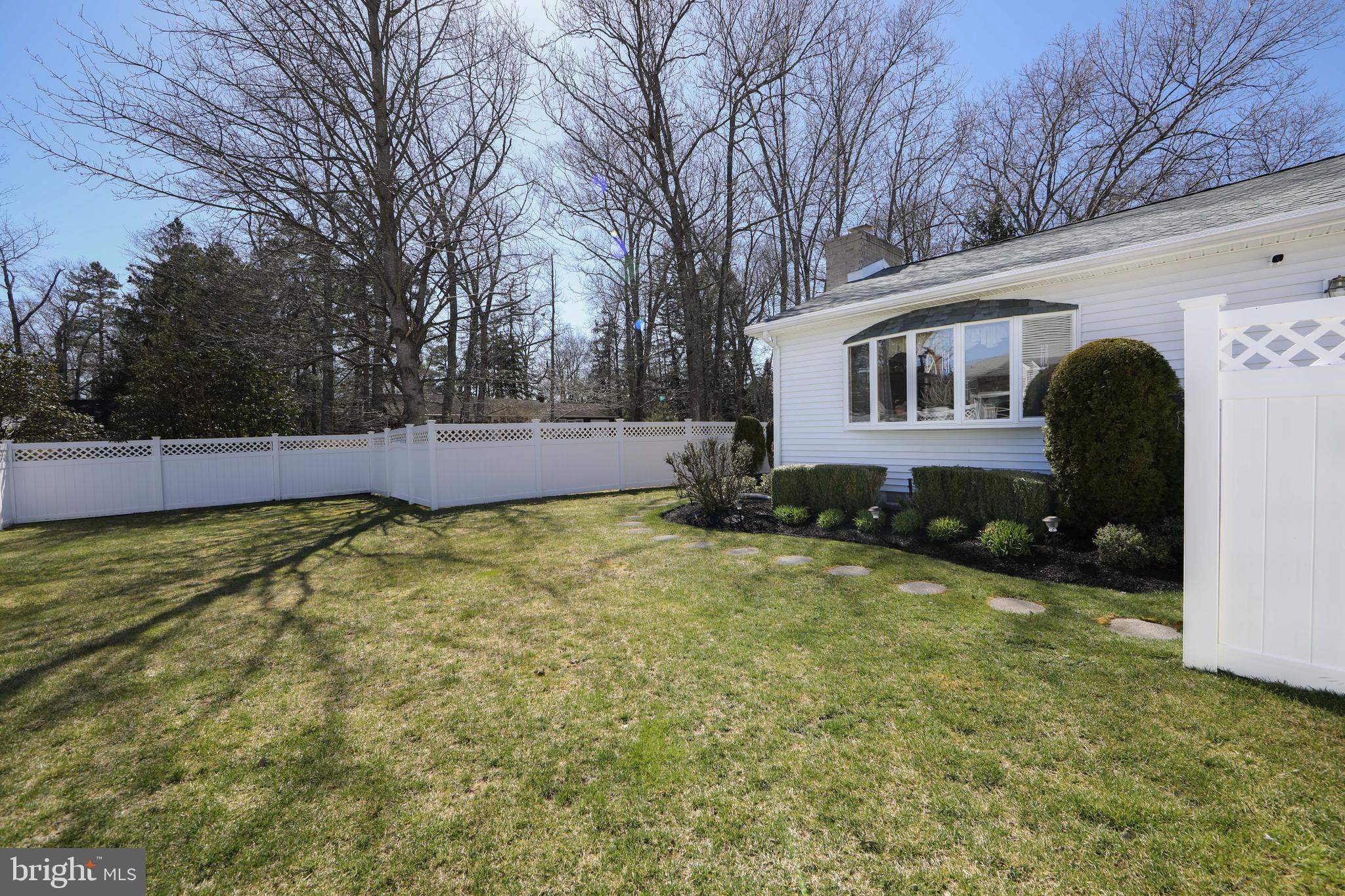 21 Golf Drive Hammonton, NJ 08037 - Photo 44 of 54 Vinyl fence