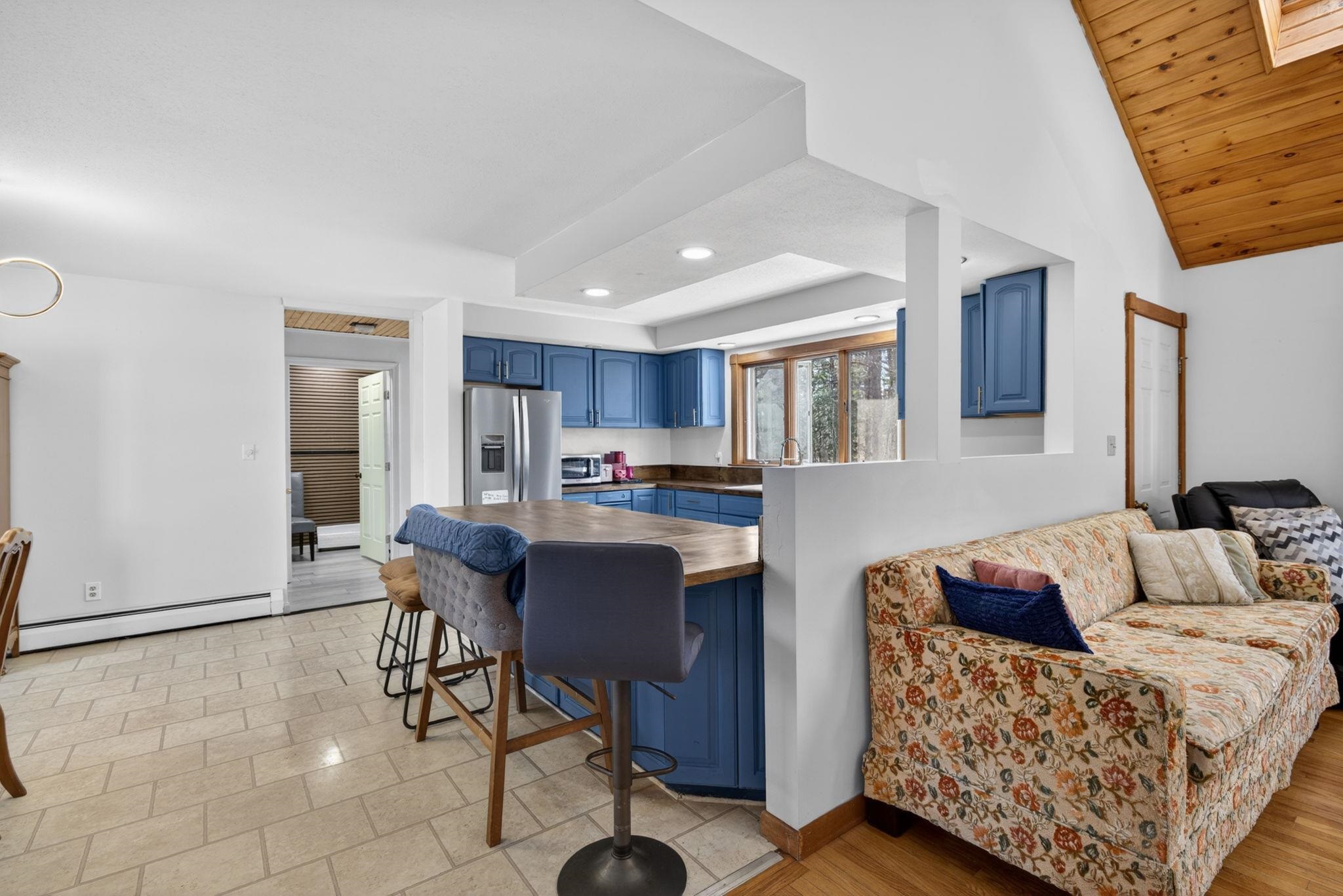 314 Wentworth Road Brookfield, NH 03872 - Photo 19 of 44
