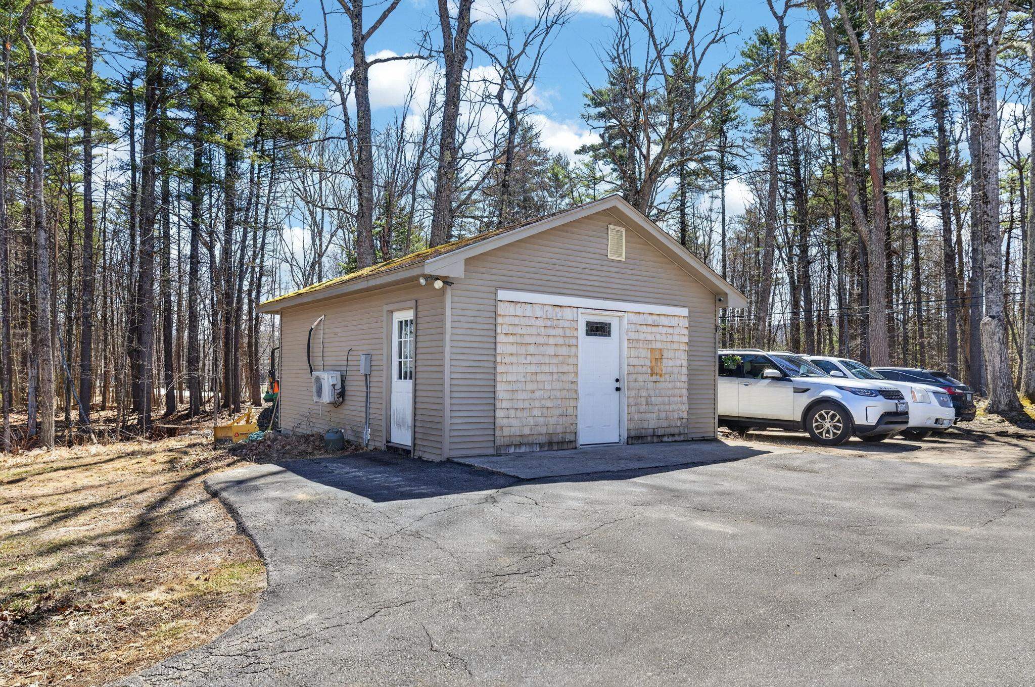 314 Wentworth Road Brookfield, NH 03872 - Photo 34 of 44