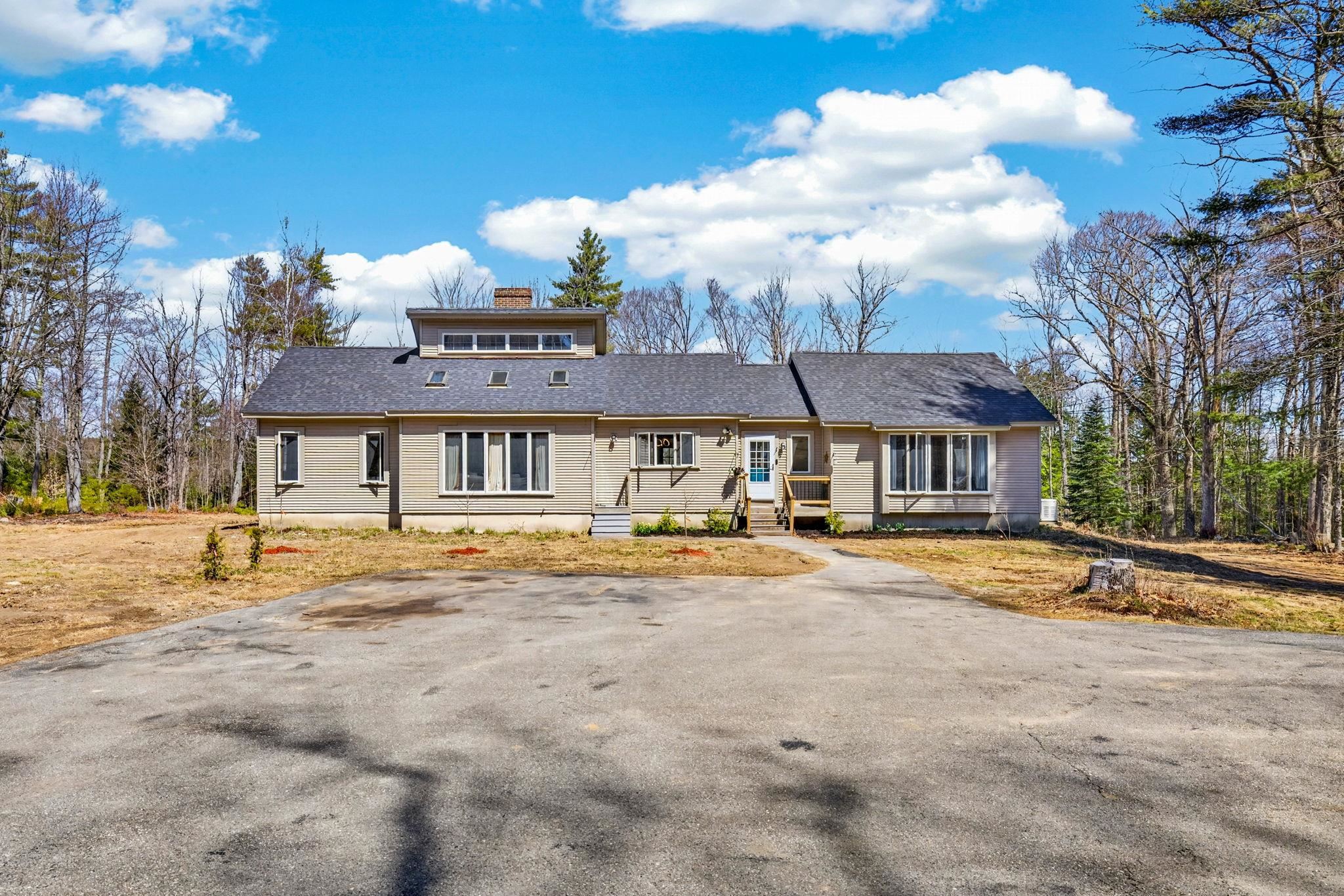 314 Wentworth Road Brookfield, NH 03872 - Photo 4 of 44