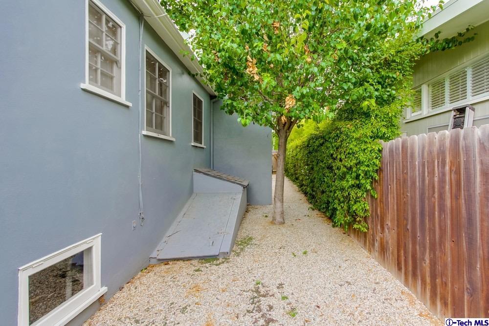 240 San Miguel Road Pasadena, CA 91105 - Photo 35 of 45 Additional Photo