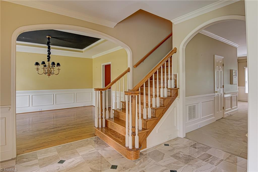 1531 Carters Grove Road Clemmons, NC 27012 - Photo 8 of 35 Arched doorways throughout main floor