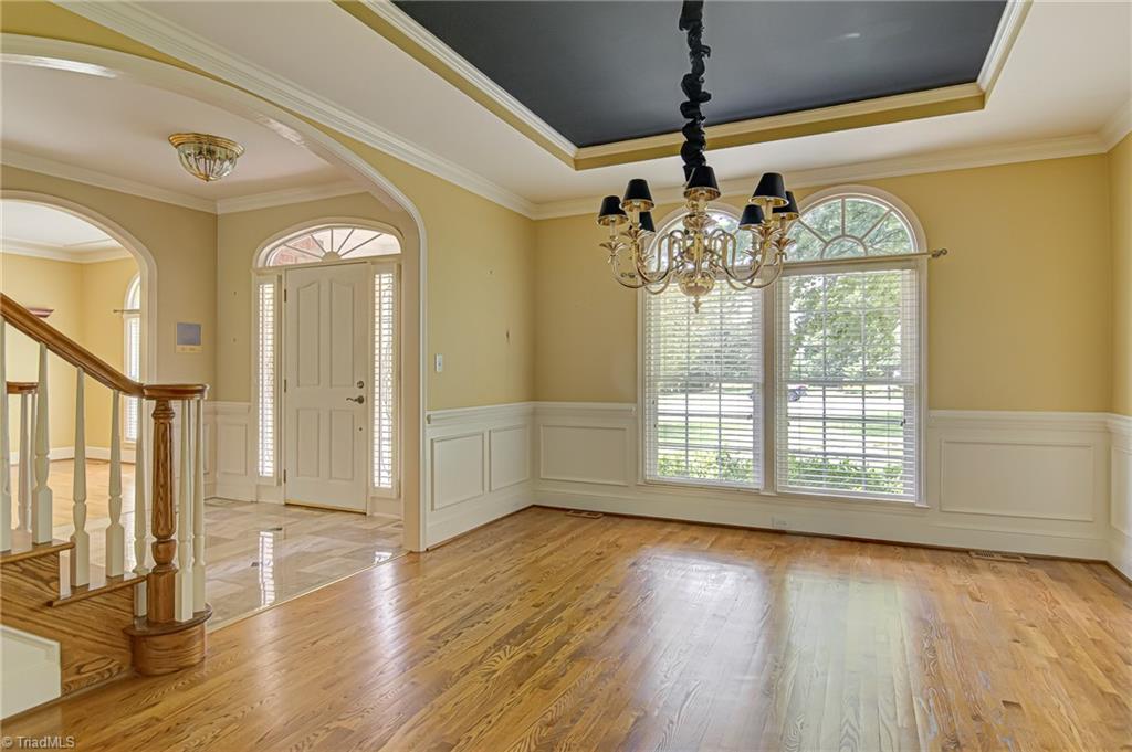 1531 Carters Grove Road Clemmons, NC 27012 - Photo 9 of 35 Dining Room with trey ceiling and extensive molding
