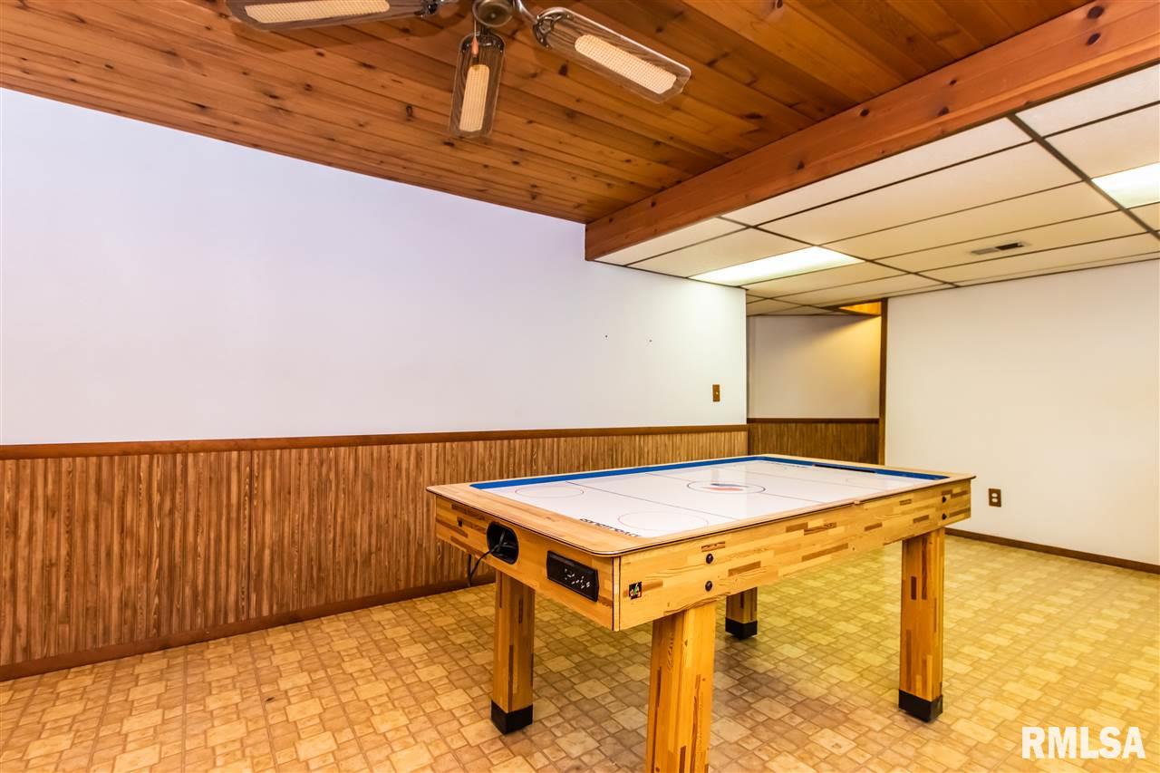 1559 Hickory Point Road Metamora, IL 61548 - Photo 18 of 25