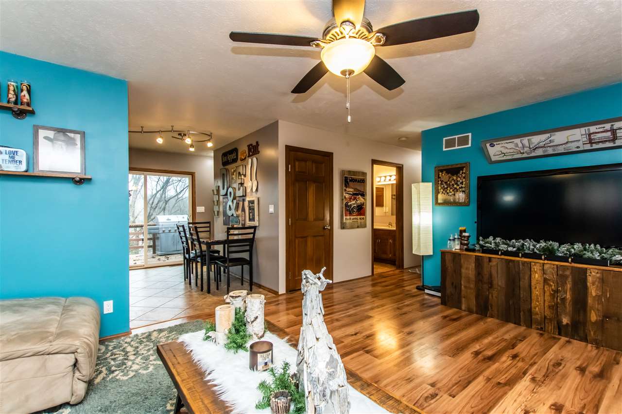 1559 Hickory Point Road Metamora, IL 61548 - Photo 5 of 25