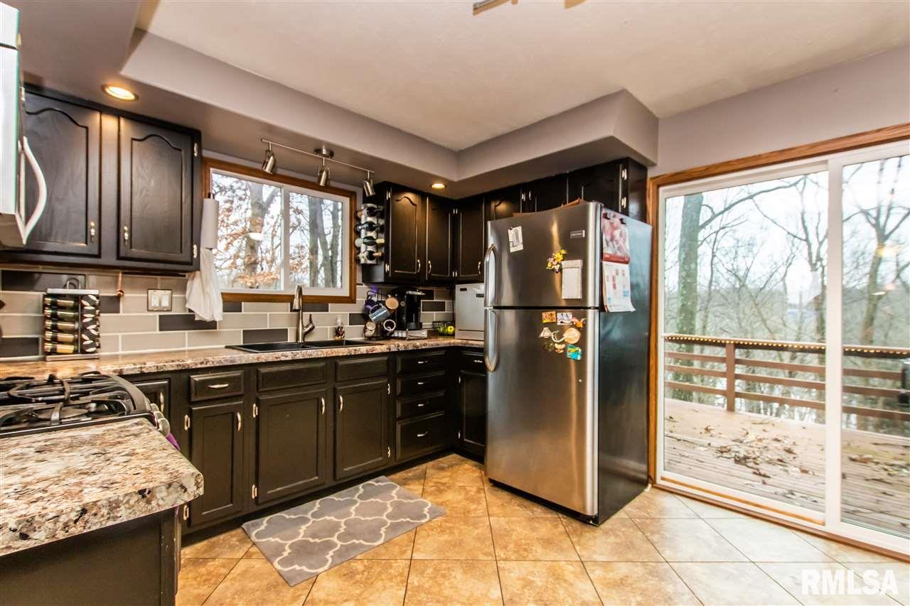 1559 Hickory Point Road Metamora, IL 61548 - Photo 7 of 25