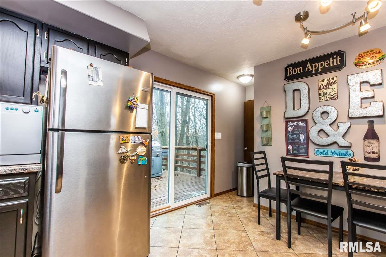 1559 Hickory Point Road Metamora, IL 61548 - Photo 9 of 25